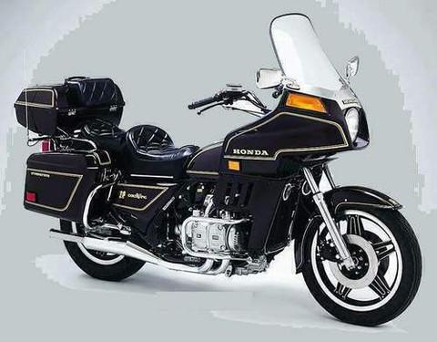 160789418 1983hondagoldwinggl1100 large 0153519d bcc0 4c8d 8828 da1feb9dba84