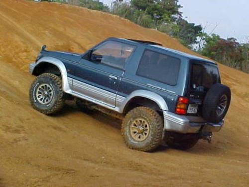 163220958 1993mitsubishipajero