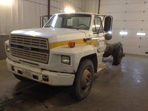 1986 Ford F700 users manual