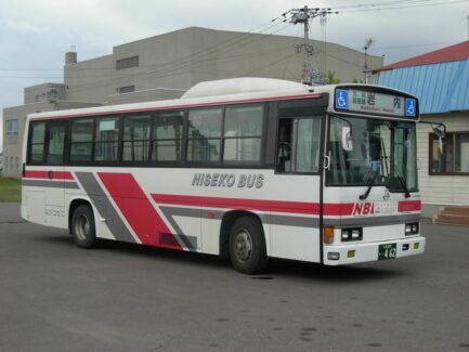 1986 Hino blue ribbon bus E200