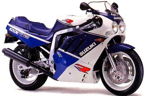 1988 GSX R750 bw 500