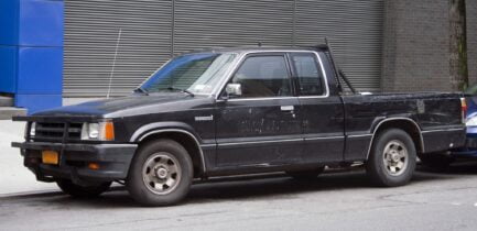1993 Mazda B2600i pickup
