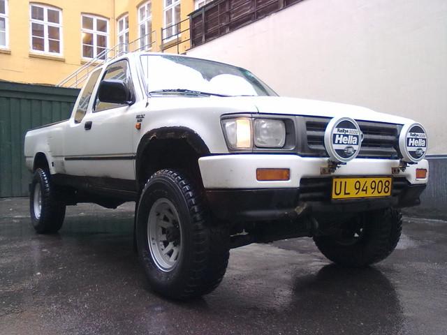 1995 HILUX