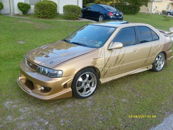 1998 Nissan Sentra GA 4