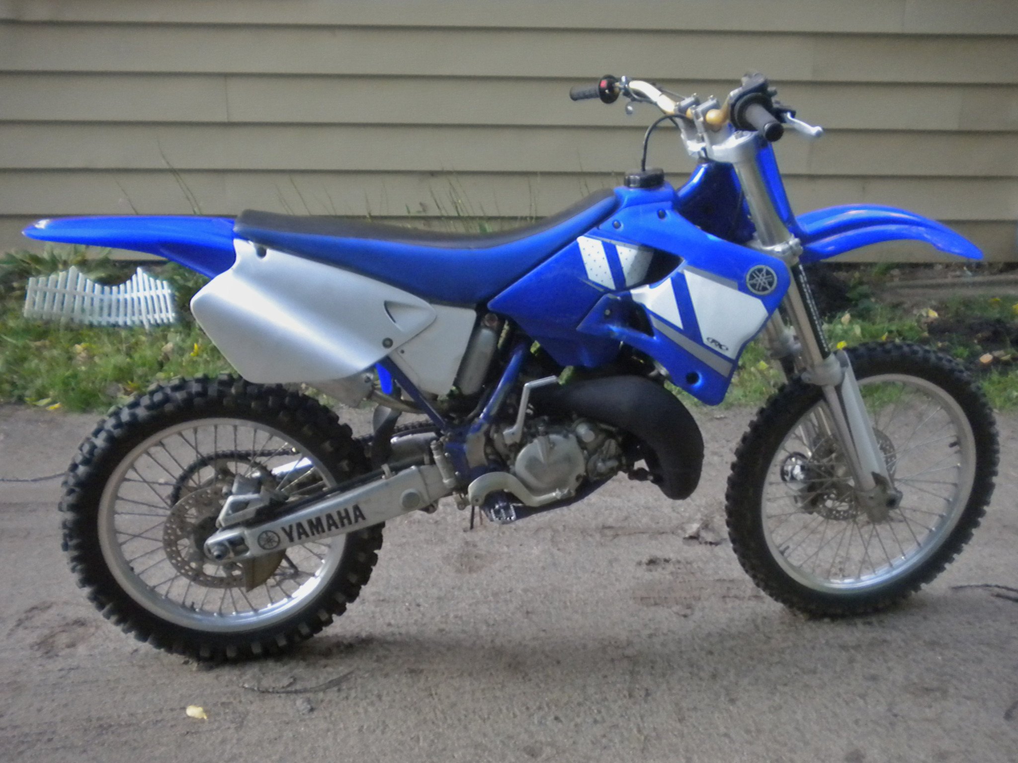 2001 Yamaha YZ125 Owner lsquo s Motorcycle Service Manual