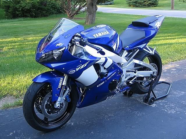 2001 Yamaha YZF R1 R1 Model Year 2000 Yamaha 2001 Supplement Manual