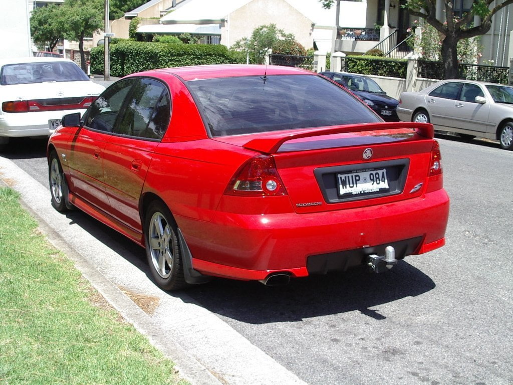2002 2003 Holden VY Commodore S sedan 02