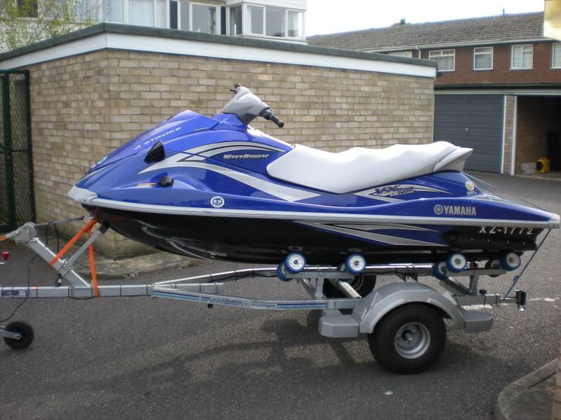 2005 2009 YAMAHA WAVERUNNER VX110 SPORT DELUXE CRUISER PERSONAL WATERCRAFT
