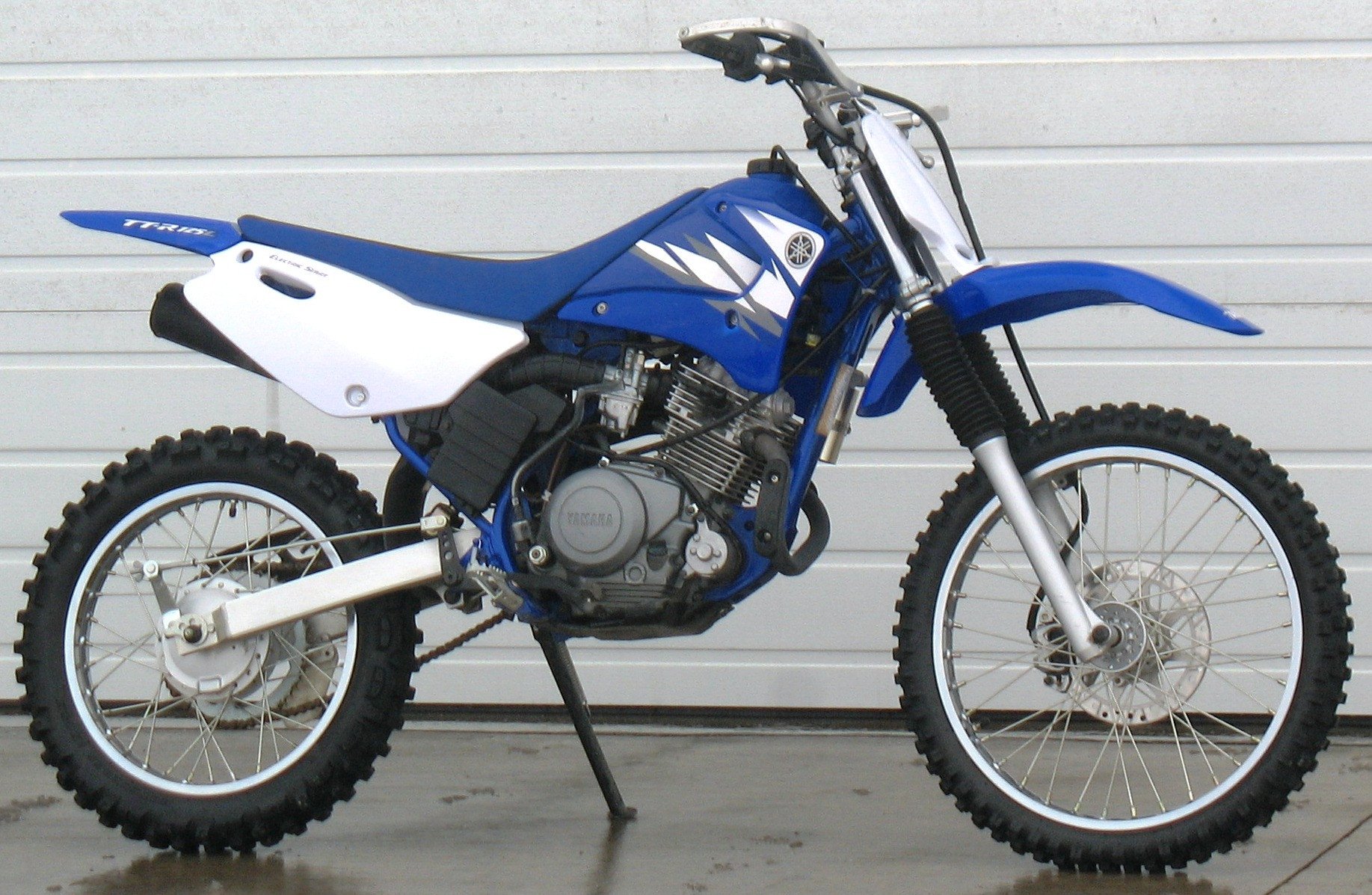 2006 Yamaha TT R125 V TT R125E V TT R125LW V TT R125LWE V Service Repair Manual INSTANT DOWNLOAD
