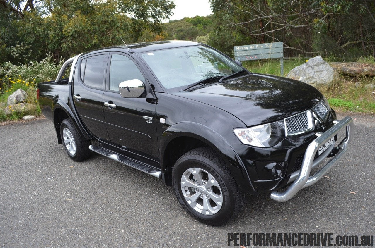 2012 Mitsubishi Triton GLXR 1