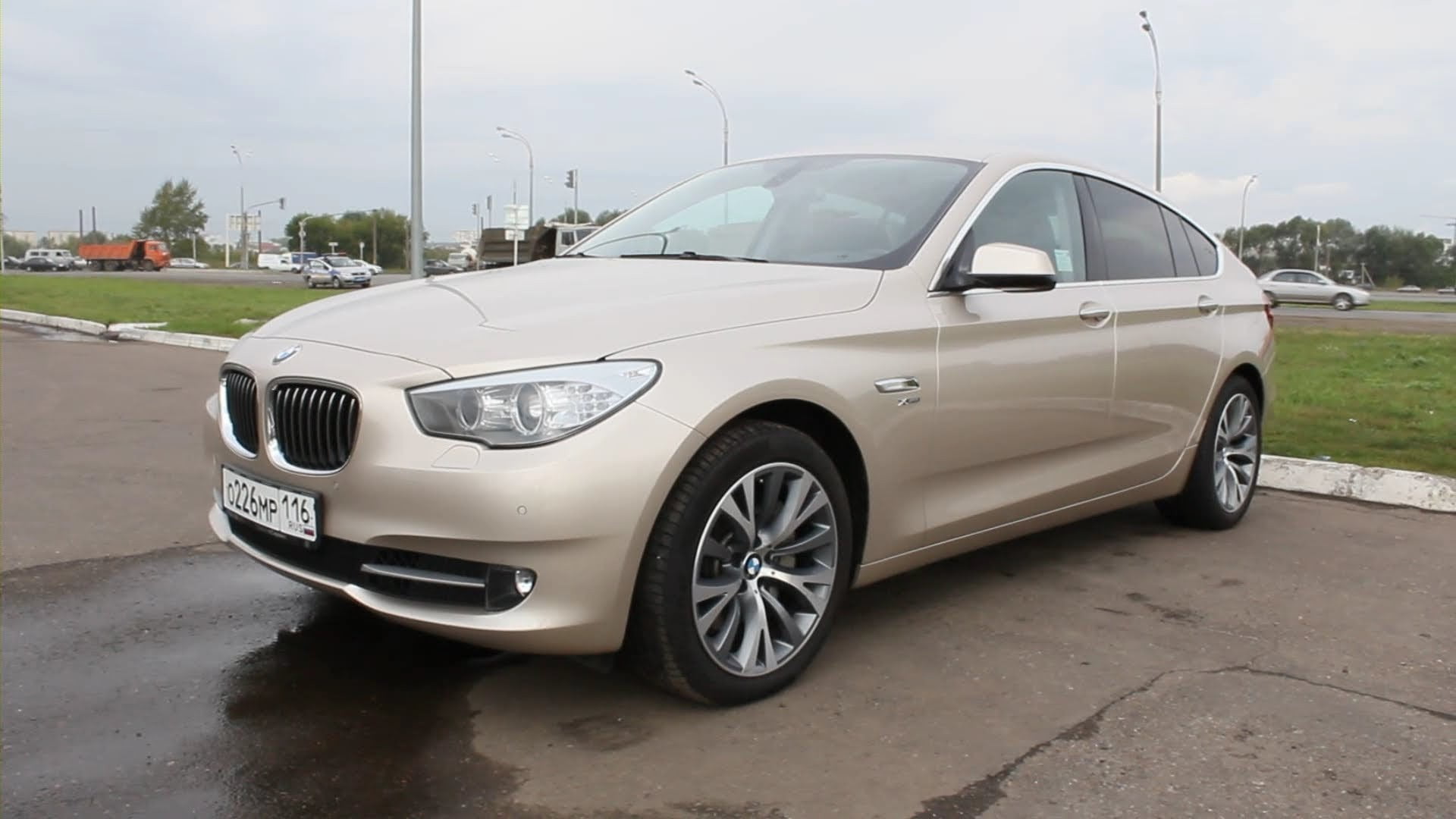 BMW 530 GT year 2011