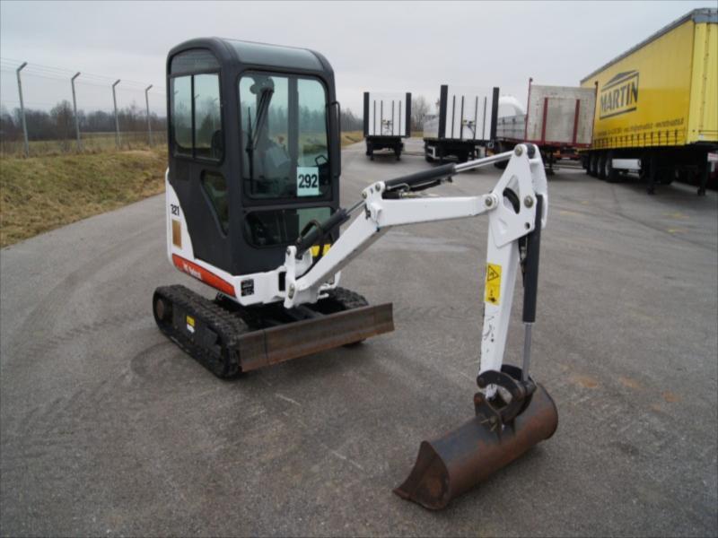 BOBCAT 321 323 COMPACT EXCAVATOR REPAIR SERVICE MANUAL 6986731 a819d3b4 f21c 4a36 abaf 8e99f2178627