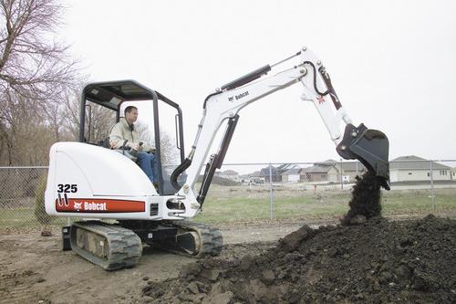 BOBCAT X 325 EXCAVATOR SERVICE REPAIR MANUAL SN 511820001 Above