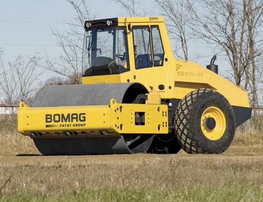 BOMAG Single drum roller BW 211 D 3 BW 211 PD 3 OPERATION MAINTENANCE MANUAL