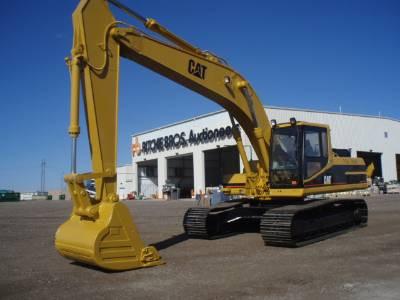 Cat 325 L facing left