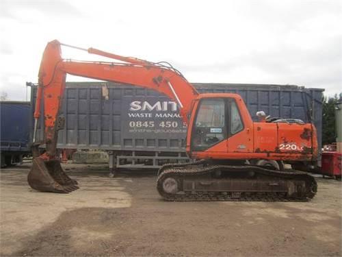 DAEWOO SOLAR S220LC V TRACKED EXCAVATOR OPERATION MAINTENANCE MANUAL
