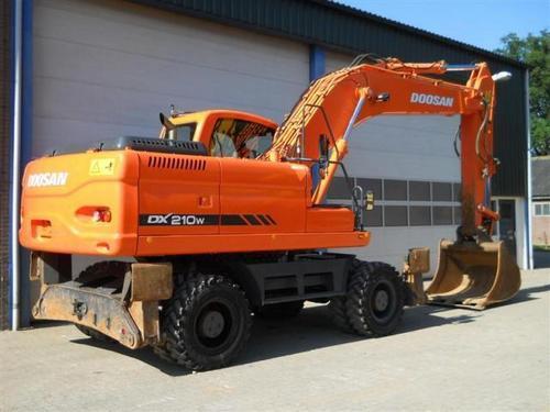Doosan Daewoo DX210W Wheel