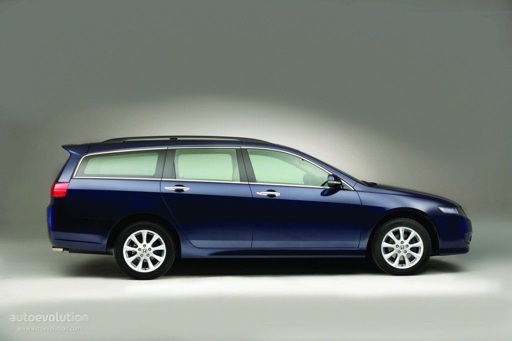 HONDAAccordTourer 3000 2