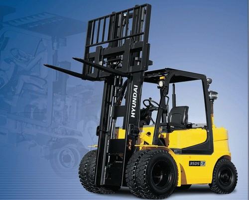 HYUNDAI FORKLIFT TRUCK 35D 7 40D 7 45D 7 35DS 7 40DS 7 45DS 7 SERVICE REPAIR MANUAL