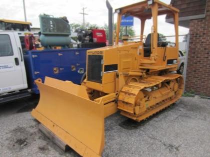 HYUNDAI H70 CRAWLER DOZERS SERVICE REPAIR MANUAL