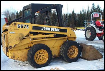 JOHN DEERE 6675 7775 SKID STEER LOADER