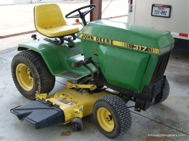 John Deere Model 317 Lawn and Garden Tractor Service manual