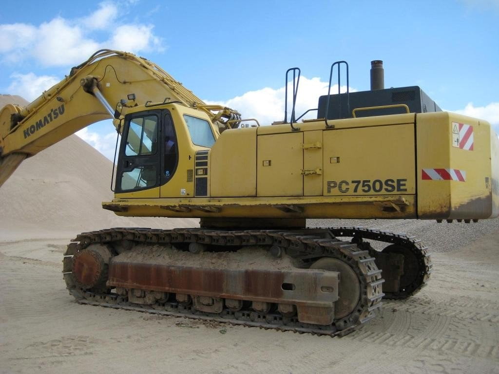 Komatsu PC750 6 PC750SE 6 PC750LC 6 PC800 6 PC800SE 6 Hydraulic Excavator Service Repair Workshop Manual DOWNLOAD SN 11001 and up 31001 and up