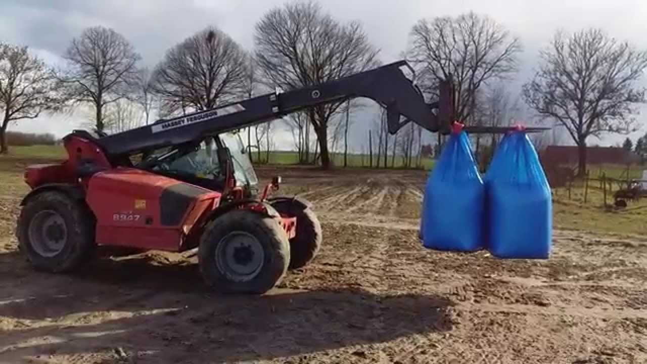 Massey Ferguson 8947