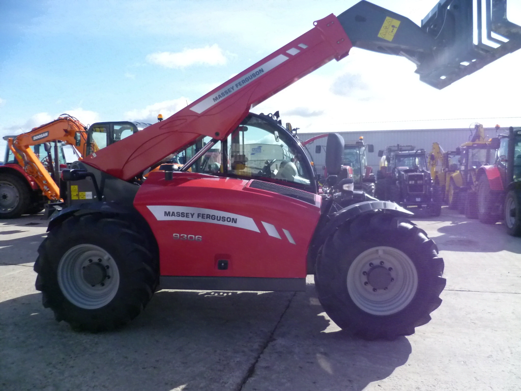 Massey Ferguson MF9306 T H MF9407T MF9407H