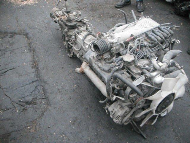 Mitsubishi 6G72 Engine