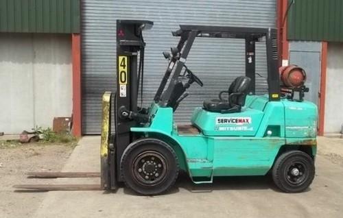 Mitsubishi FG35 FG40 Forklift Trucks 1