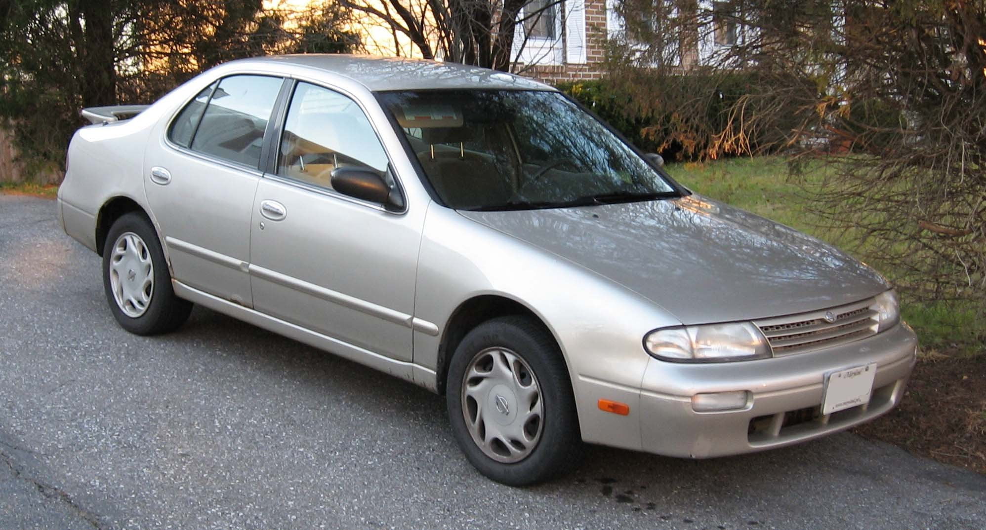 Nissan Altima U13 Series Service Repair Manual 1996