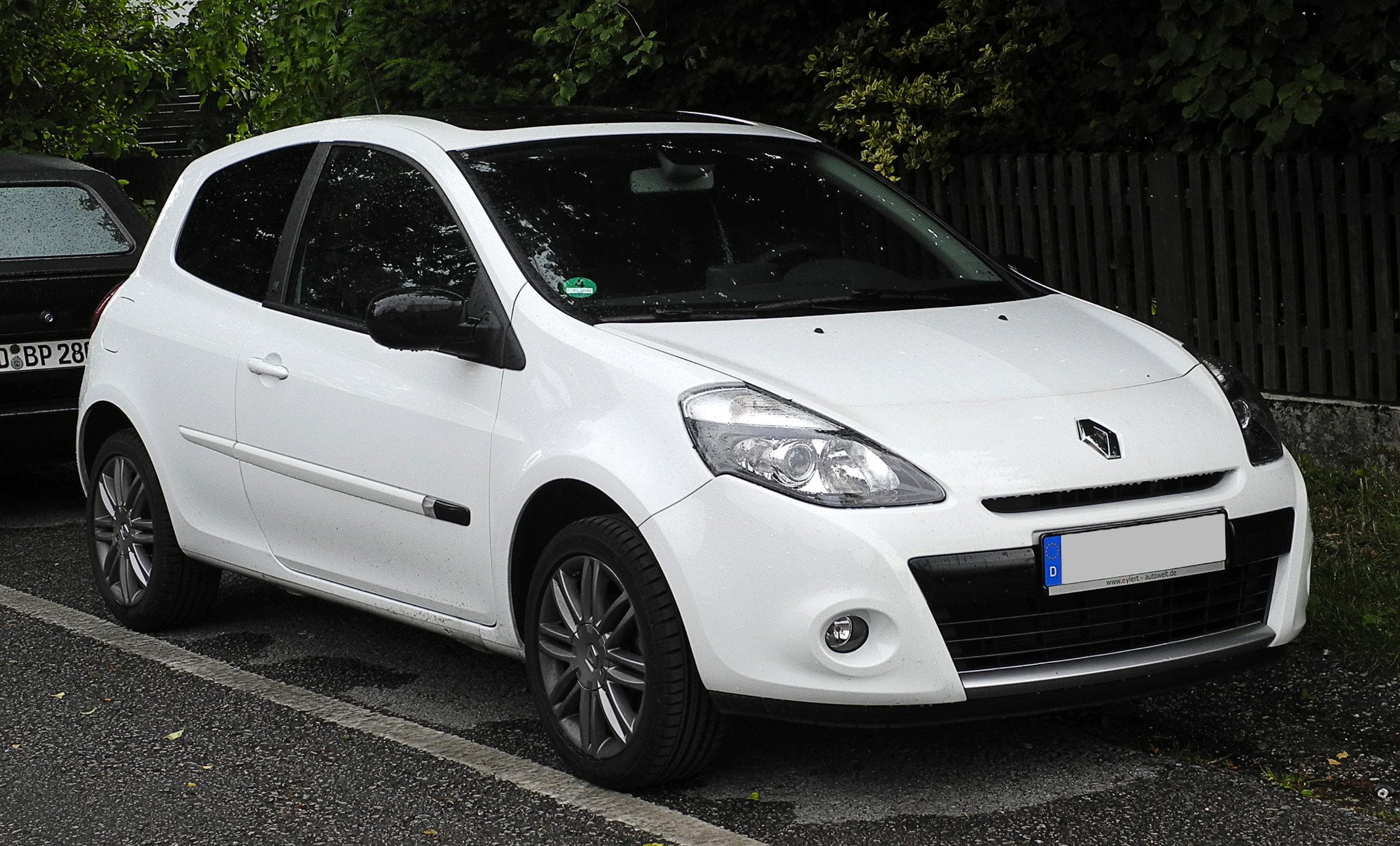 Renault Clio 20th III Facelift Frontansicht 11. Juni 2011 Wulfrath