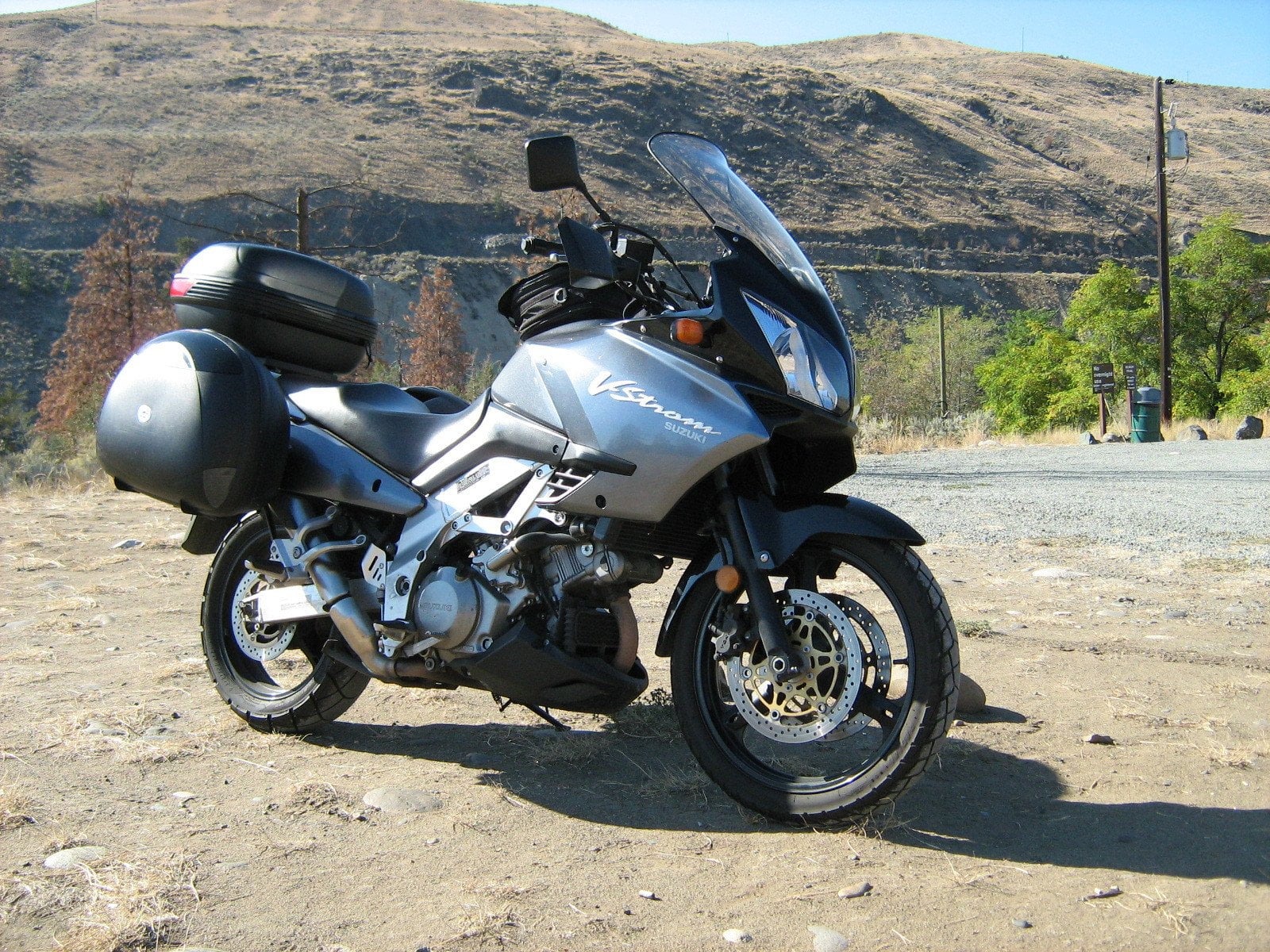 Suzuki DL1000 K2 Motorcycle Service Repair Manual 2002