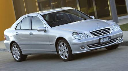 mercedes benz c200 1000km road test 2002 rdax 444x249 98b2cb54 3428 4fc7 bd6a 44afb0a76cf2
