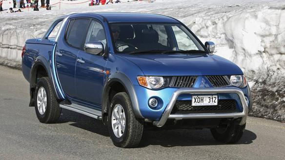 mitsubishi triton 2009