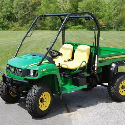 tm1736 John Deere XUV 620i Gator