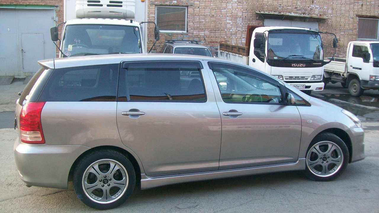 toyota wish a1275125401b3683935 orig
