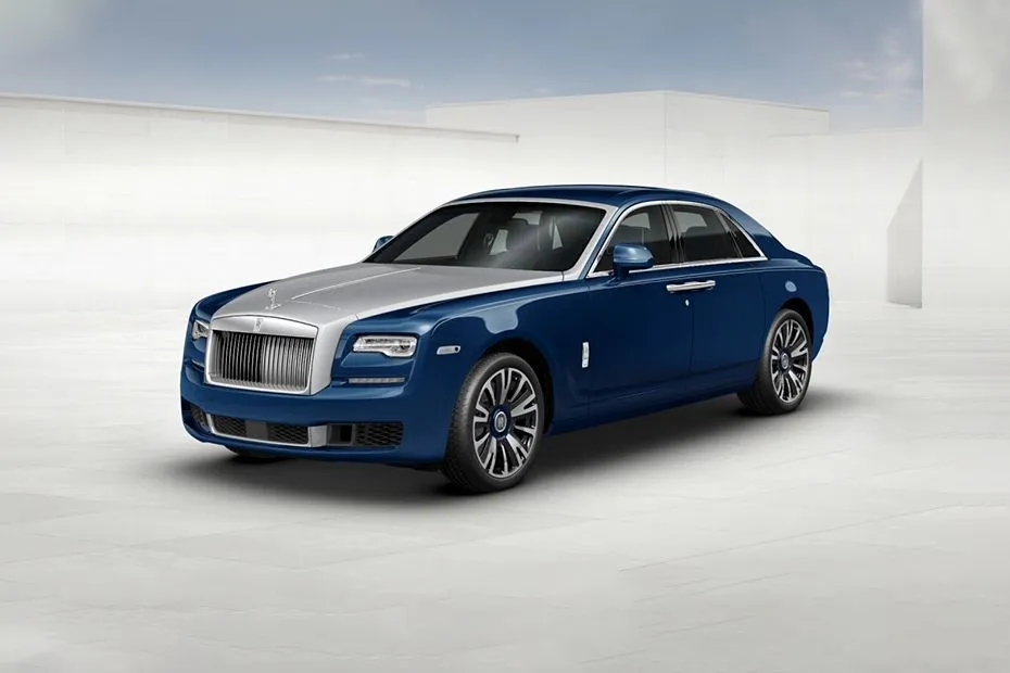 rolls royce ghost front angle low view 386487